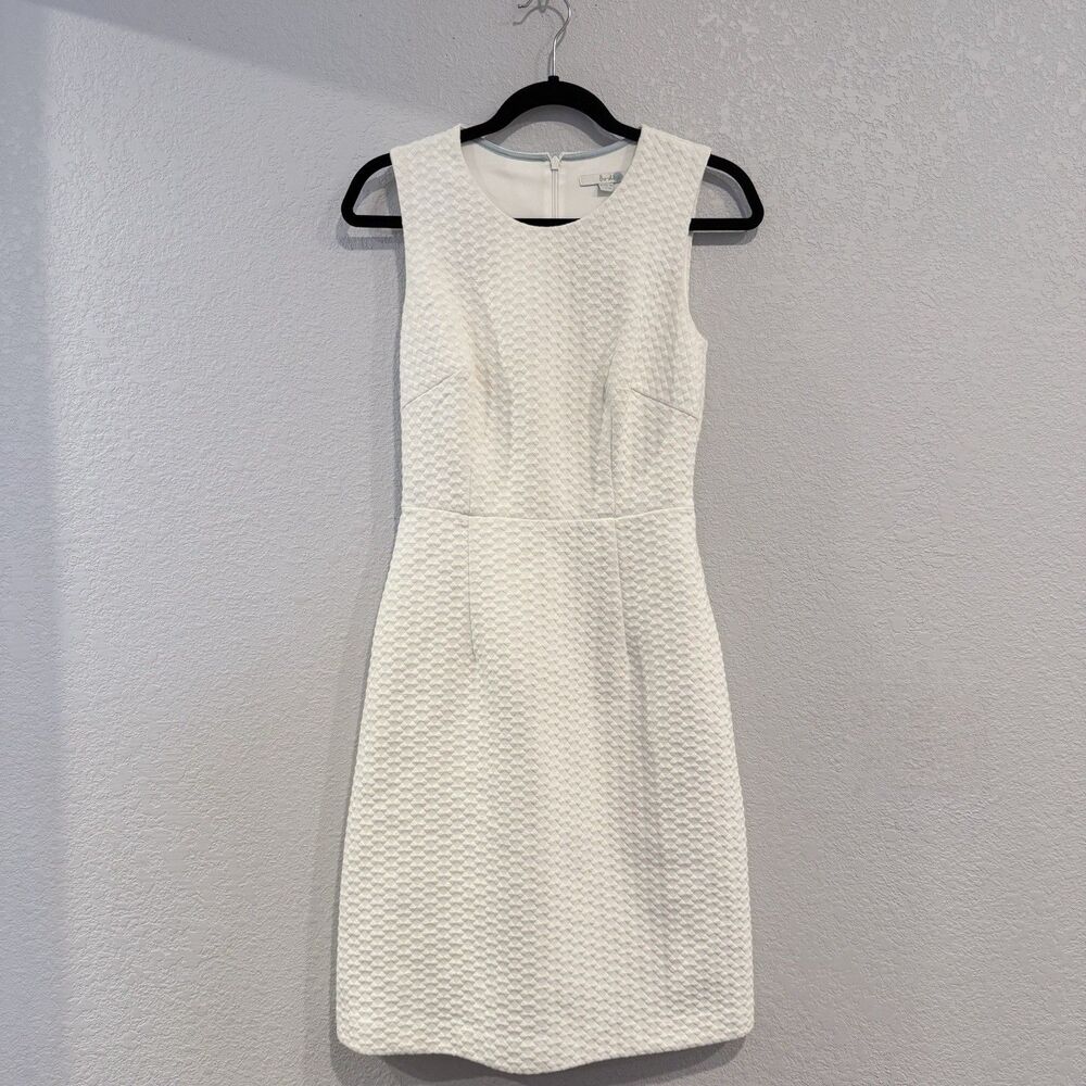 Boden Ivory Textured Sleeveless Sheath Dress Fitted Knee Length Elegant Size 4R